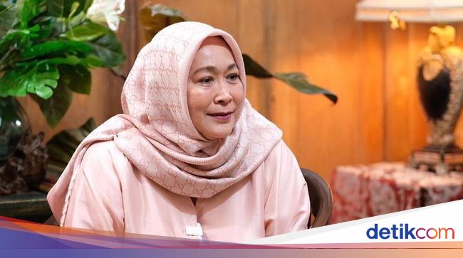 Alasan Jenny Rachman Hanya 10 Tahun Sekali Terima Tawaran Main Film