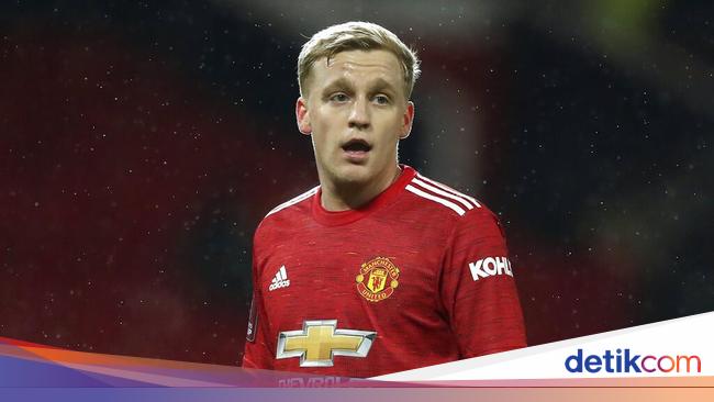 Surprisingly, this former Manchester United player saw Van de Beek at acangin