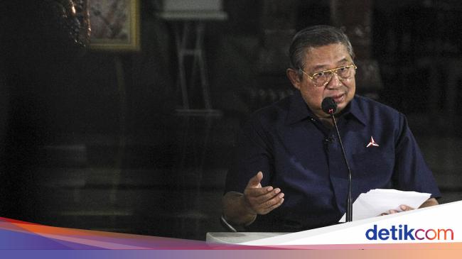 SBY dan Eks Menteri KIB Berangkat ke Pacitan, Ada Apa?