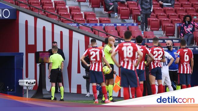 The Madrid Derby referee has lost several times to Los Blancos