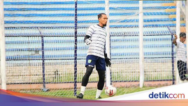 Persela Lamongan cross out 5 players and bring in Dwi Kus