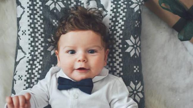 50 Nama Bayi Laki Laki Yang Terinspirasi Dari Hal Seputar Puisi