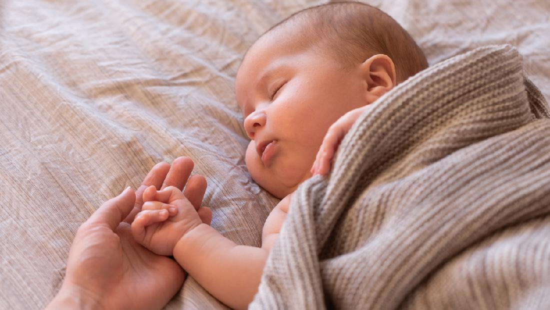 Pola Tidur Bayi 5 Bulan Sudah Jarang Terbagun Di Malam Hari