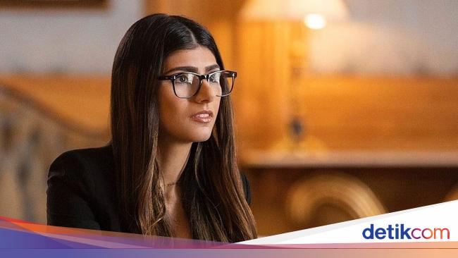 Mia Khalifa Sebut Adegan Film Porno Fiktif, Pecandu Tobatlah