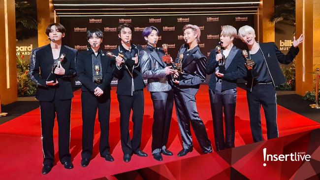 Kalahkan Justin Bieber Hingga Maroon 5 Bts Sabet 4 Penghargaan Bbma 2021