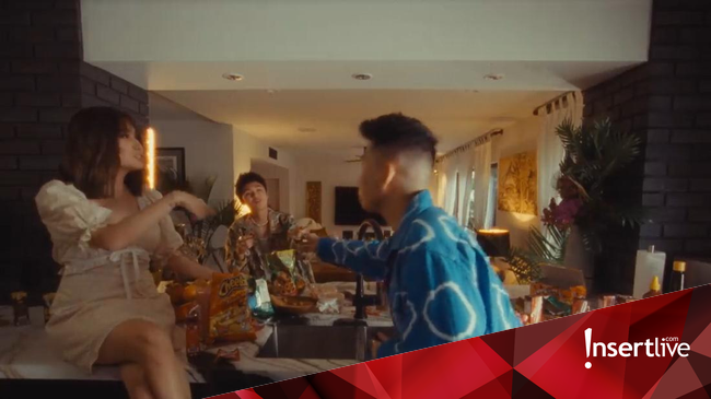 Lirik Lagu California Rich Brian, NIKI & Warren Hue Lirik Lagu California Rich Brian, NIKI & Warren Hue