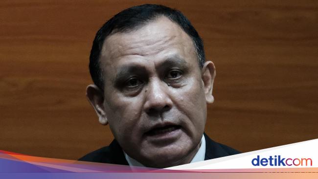 Gerak-gerik Firli Bahuri Terbatasi Usai Dicegah ke Luar Negeri