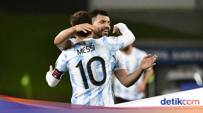 Touching Message from Messi for Aguero who is hanging up his boots