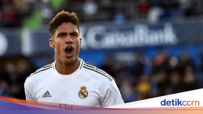 Former Liverpool Defender Envy Seeing Manchester United Can Sign Varane