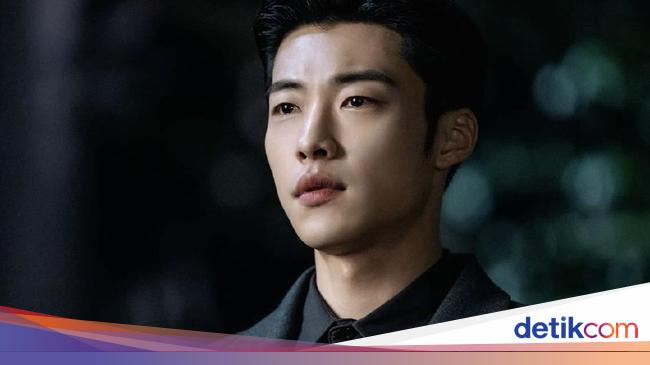 Woo Do Hwan Unggah Video BTS Ciuman dengan Bona WJSN, Buru-buru Dihapus