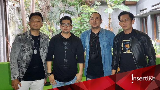 Lirik Lagu Ay - D’Bagindas