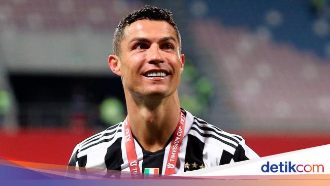 Cristiano Ronaldo Asks Juventus to Release Him to Man City!