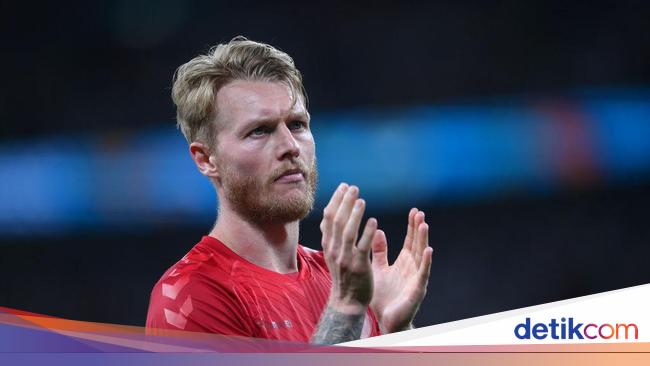 Save Eriksen’s Life, Simon Kjaer Received Award from UEFA