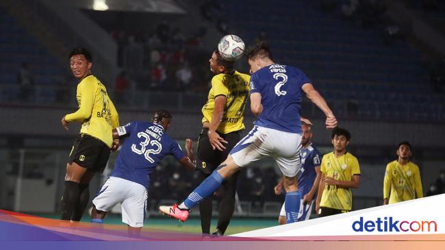 Marc Klok’s goal wins Maung Bandung