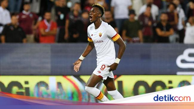 Cie… Tammy Abraham Praised by Francesco Totti