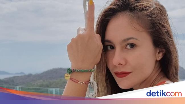 Emiten Wulan Guritno Dapat Suntikan Rp 50 M, Sahamnya Melejit 10%