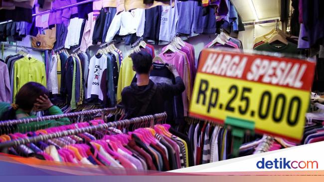 Impor Baju Bekas Bakal Diberantas, Nasib Pedagang Thrift di Pasar Senen cs Gimana?