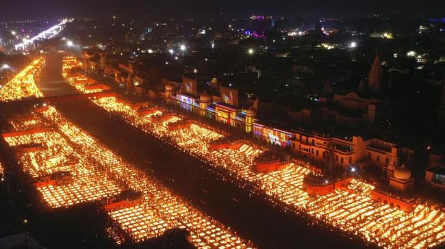 Mengapa Diwali atau Deepavali Disebut sebagai Festival Cahaya?