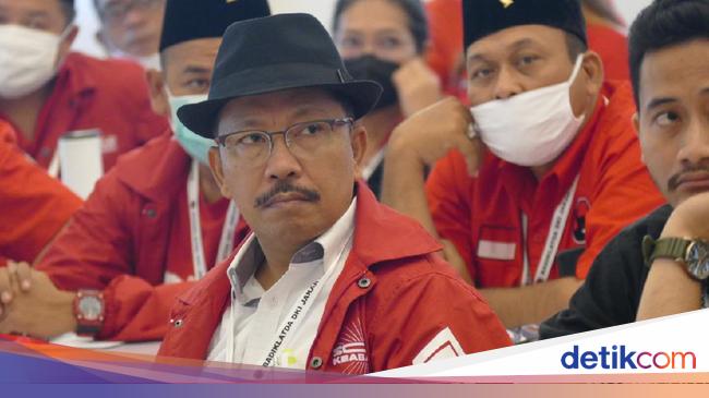 PDIP Kritik Wacana Jalan Berbayar di DKI: Perbaiki Transportasi Umum Dulu!