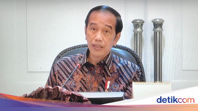 Jokowi Teken Perpres Percepatan Pergaraman, Industri Wajib Serap Garam Lokal