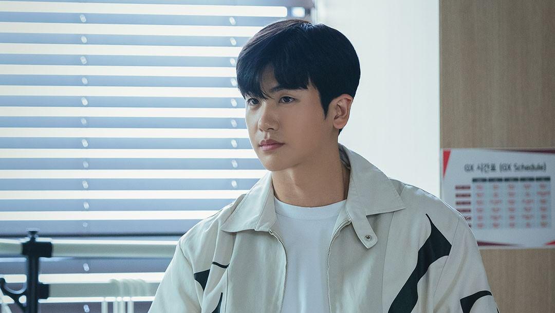 5 Fakta Aktor Park Hyung Sik Pemain Drama Korea Happiness, Sahabat V BTS Bun - Halaman 3