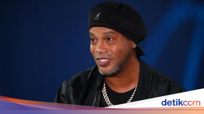 Ronaldinho Appears in RANS vs Persik Match, Loses on Penalty