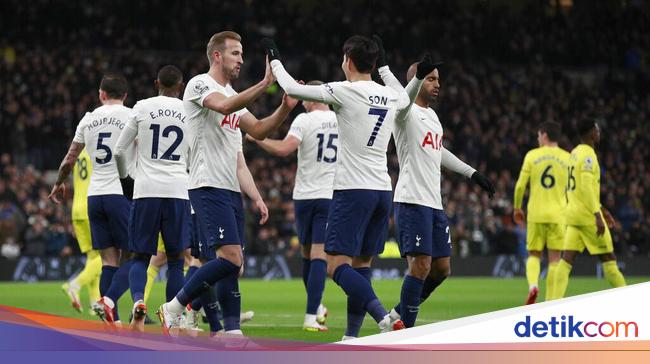 tottenham vs brentford the lilywhites menang 2 0