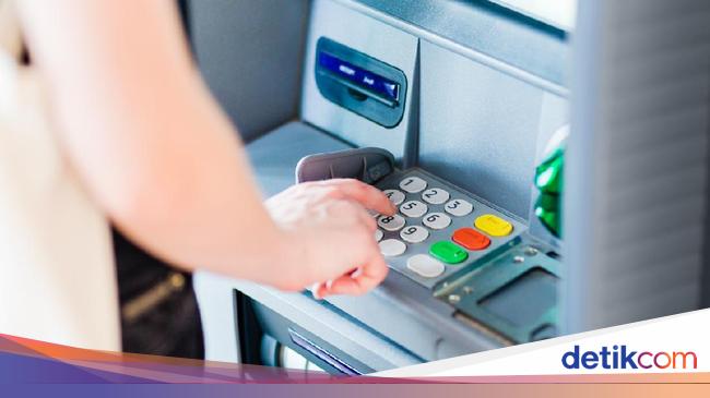 Keluarga Uje Tak Bisa Ambil Uang di ATM, Ini Cara Cairkan Rekening Orang Meninggal