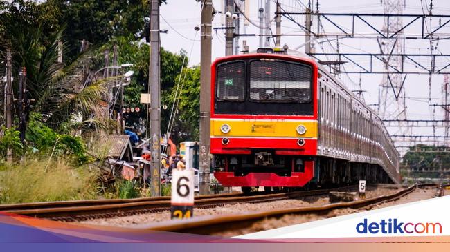 KRL Anjlok di Kampung Bandan, KCI Padamkan LAA dan Rekayasa Rute