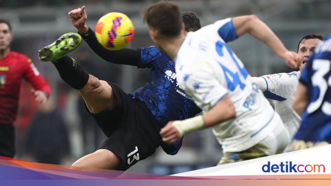 Goal Akrobatik Ranocchia Jaga Asa Inter of the Italian Cup