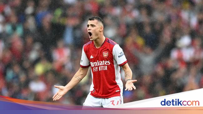 Xhaka responds to criticism after being red carded again