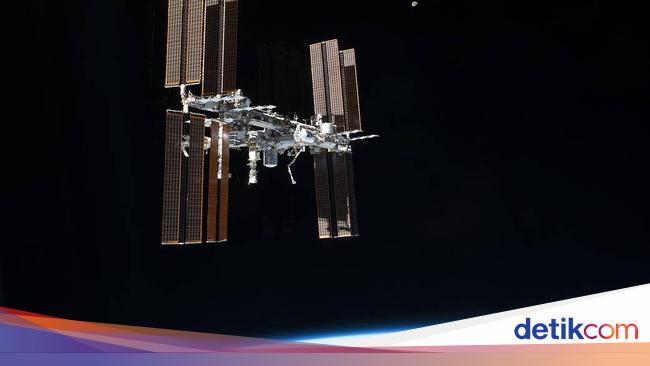 Rusia Mau Bangun Stasiun Luar Angkasa Tahun 2030 - detk | Opsitek-1
