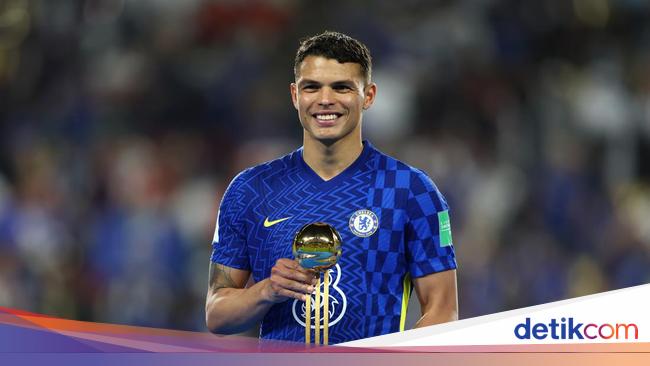 Thiago Silva wins 2021 Club World Cup Player of the Year award