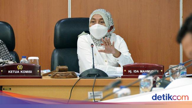 Legislator PDIP DKI Usul Ide Kampung Deret Jokowi Dipakai Atasi Air Tercemar