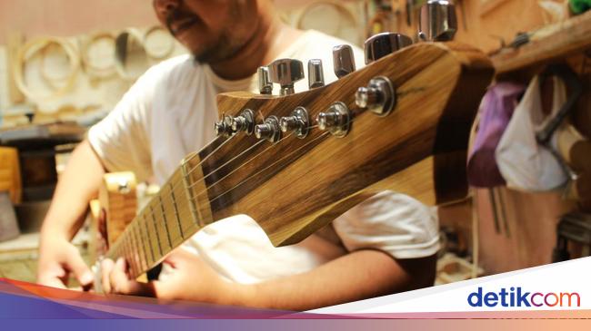 Lirik dan Chord Gitar Kuat Ati