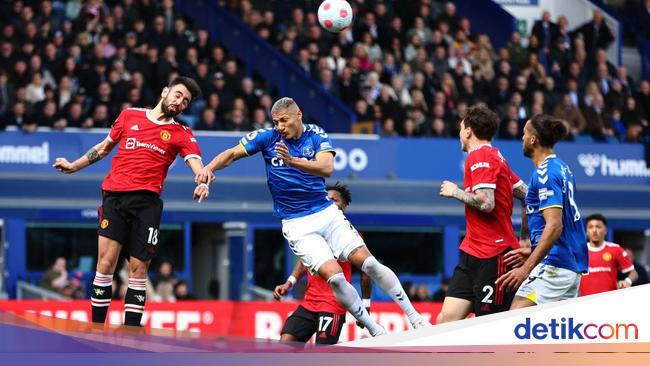 Everton Vs MU: Red Devils Lose 0-1