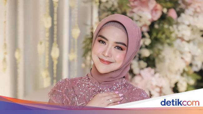 Ria Ricis Balas Sindiran Bunga Zainal Pakai Konten?