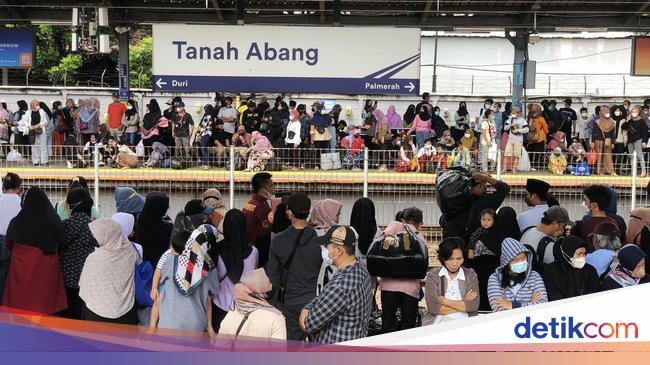 Menhub Bocorkan Bakal Ada Stasiun Tanah Abang 'Jilid II'