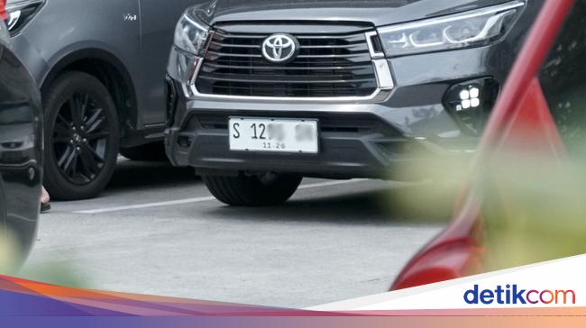 Pelat Nomor Ditanami Chip, Nggak Bisa Akali Ganjil Genap Lagi