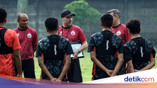 Why are Persija players called up to the national team outside of FIFA Matchday?