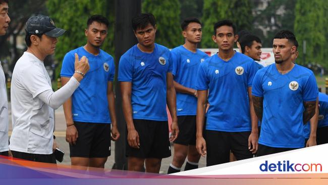 PSSI Straightens Shin Tae-yong’s Allegation About Not Booking a Field