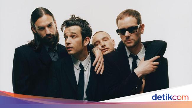 The 1975, Tadinya Ditunggu Berujung Dicaci