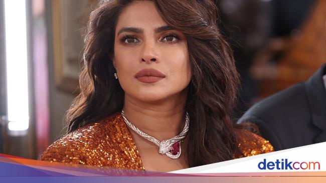 Curhat Priyanka Chopra Jadi Korban Rasis-Bully saat Sekolah di Amerika Serikat