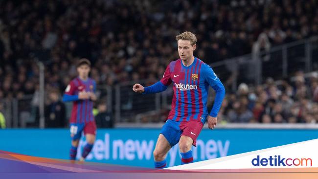 Frenkie de Jong’s transfer to Manchester United is in danger of extinction