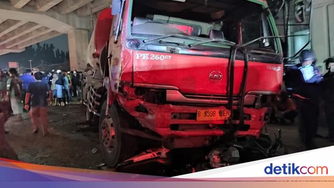 Selain Gagal Rem, Klakson 'Telolet' Juga Picu Kecelakaan Maut Cibubur