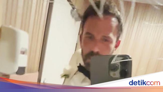 Mengintip Isi Grup Chat Ben Affleck dengan Seleb Cowok Hollywood