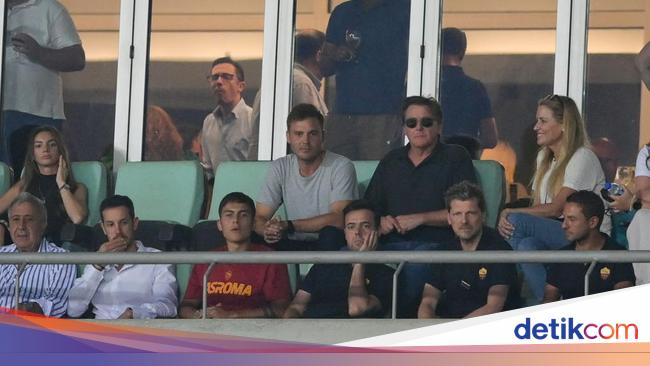 Dybala Watches Roma Beat Sporting in Pre-season