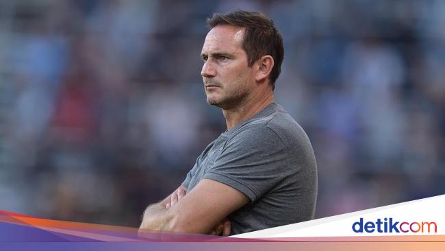 Everton Memble in Pre-season, Lampard is overshadowed by the ‘ghost’ of relegation