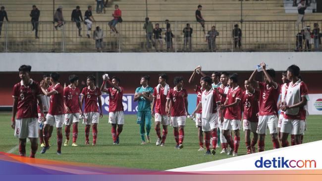 Link Live Streaming Indonesia vs Singapore in the 2022 AFF U-16 Cup