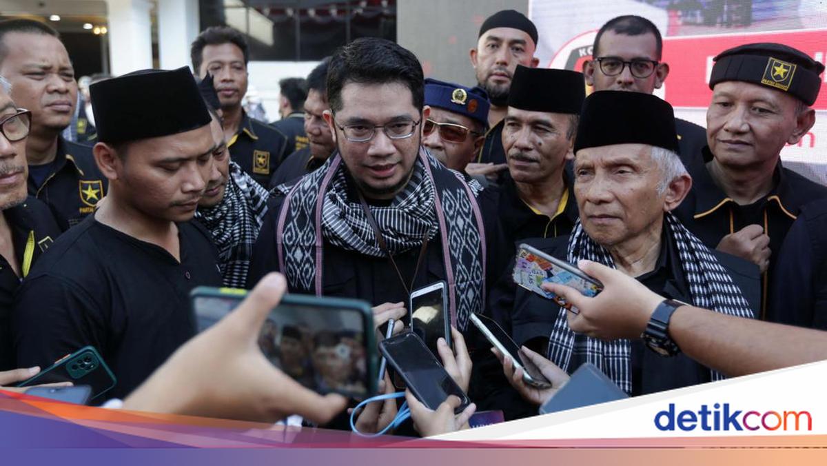 Ketum Partai Ummat Persilakan Jalur Hukum Jika Ucapan Amien Rais Merugikan